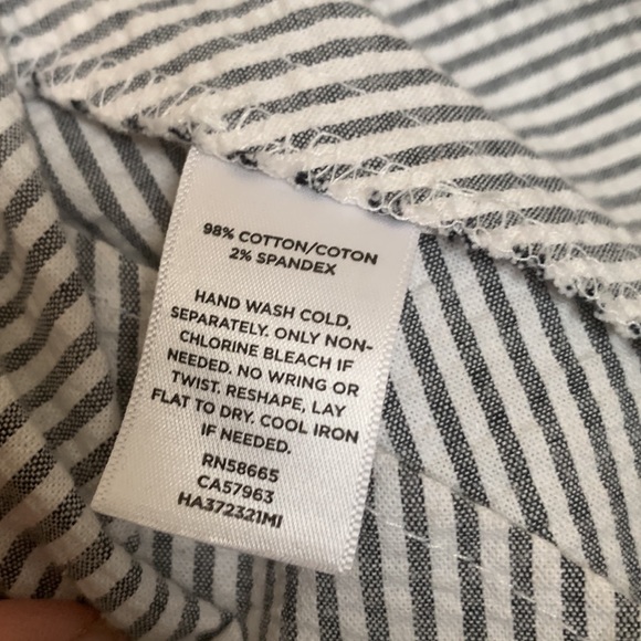 Halogen Seersucker Off the Shoulder Top - Picture 8 of 8